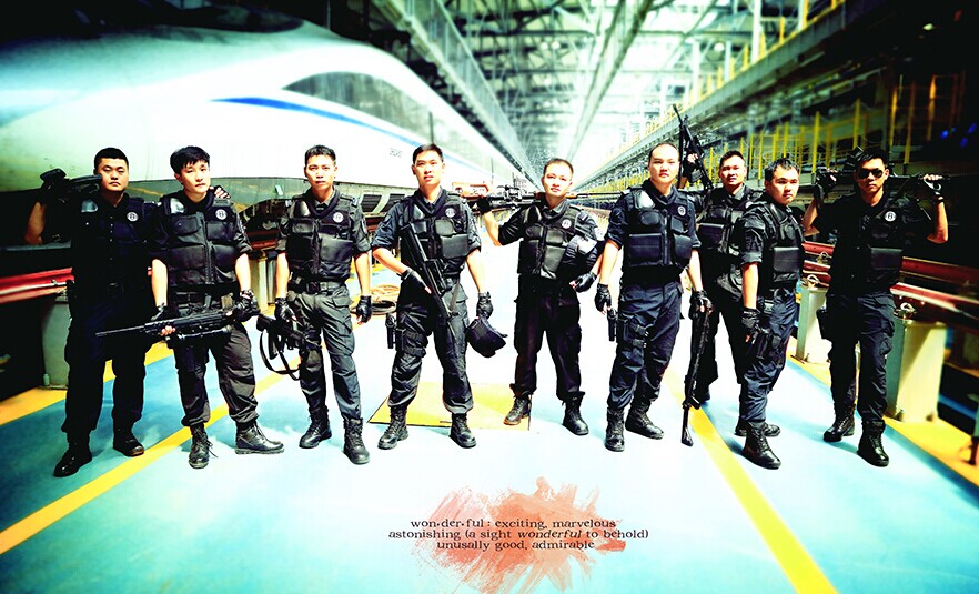 南宁铁路公安特警酷炫宣传照发布