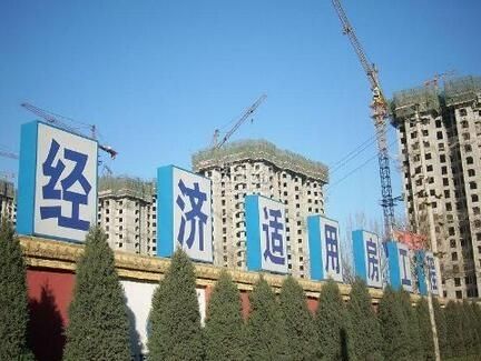 莫斯科人均绿地面积_南宁人均住房面积(2)