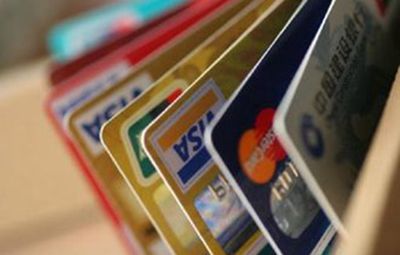 明年元旦起 同一 银行 借记卡开卡不能 超4张 -南