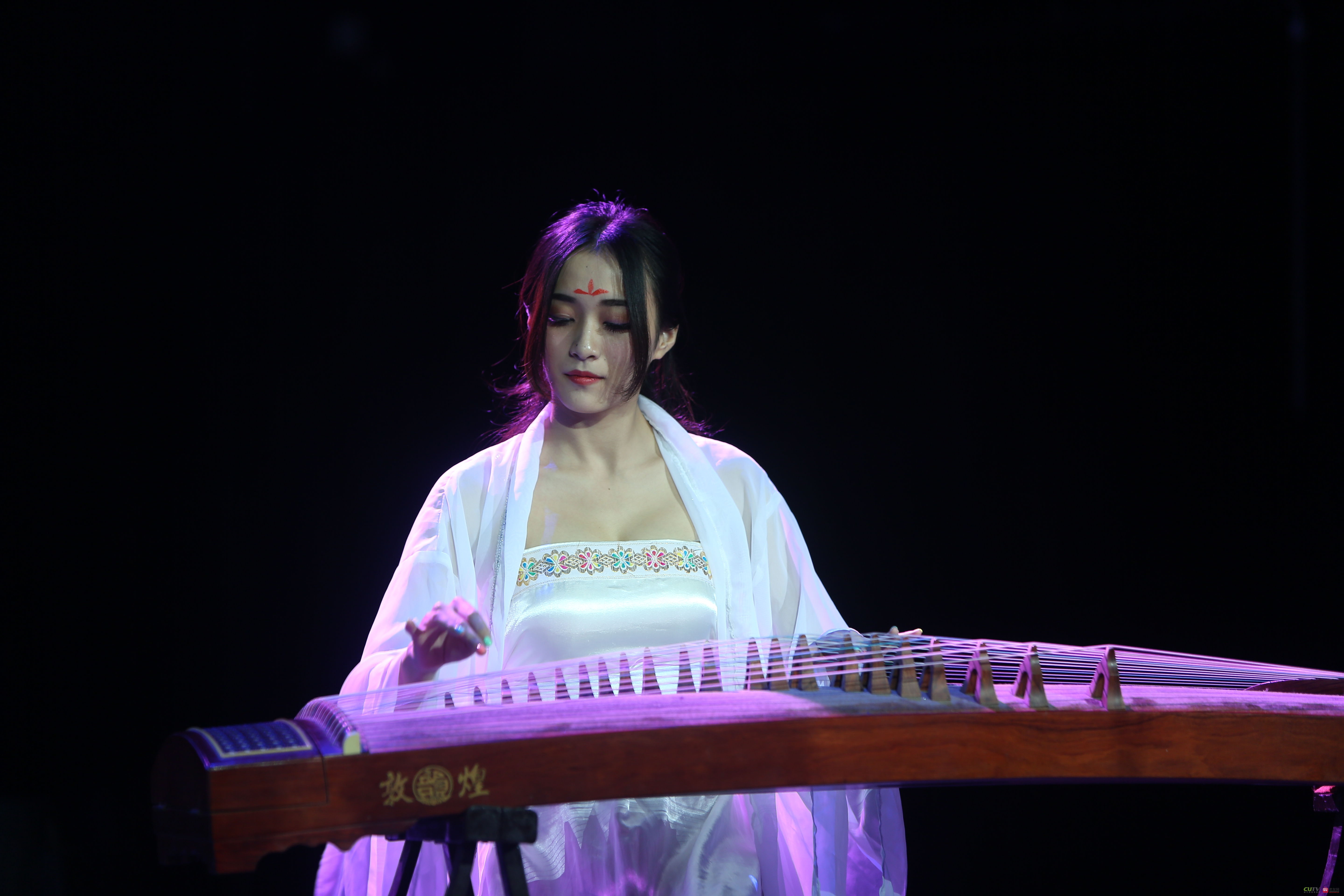 靓TV APP正式上线 打造广西移动视频新平台