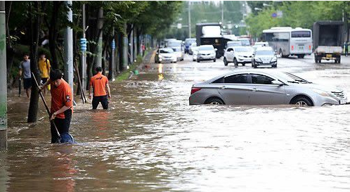 【防灾减灾专栏】暴雨多发的时节,如何防御暴雨灾害来袭?-南宁头条-老友网-南宁网络电视台