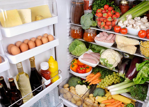 最易被忽视的杀手:冰箱里的食物也能让你中毒