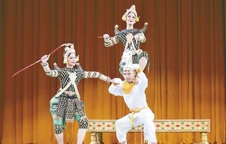 柬埔寨舞团献演《罗摩与罗什》