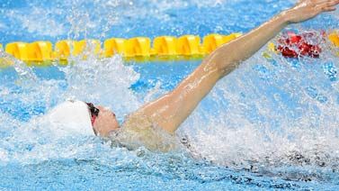 军运会-中国选手陈洁夺得女子100米仰泳金牌