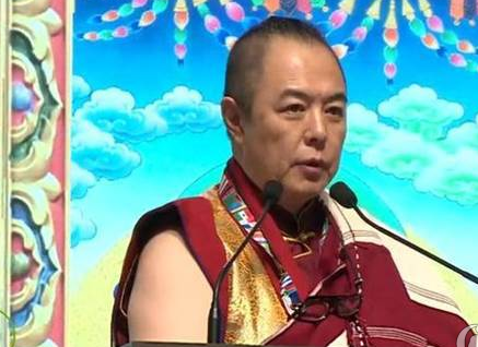 张铁林否认举行活佛坐床仪式 称自己已皈依