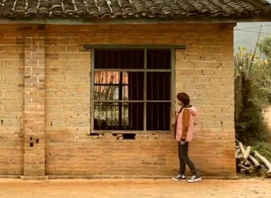 螞蚱：貧困鄉村的代課老師