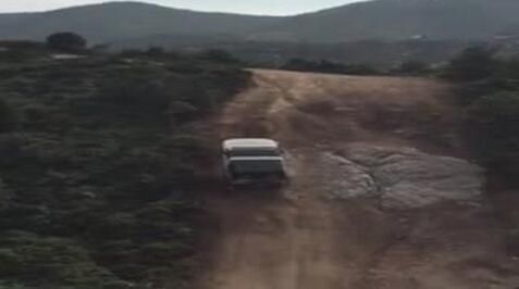 佩服司機的膽量