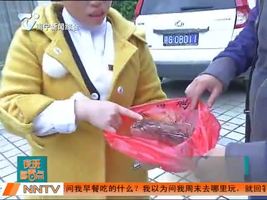 4500块钱藏衣柜 10年后成了这模样