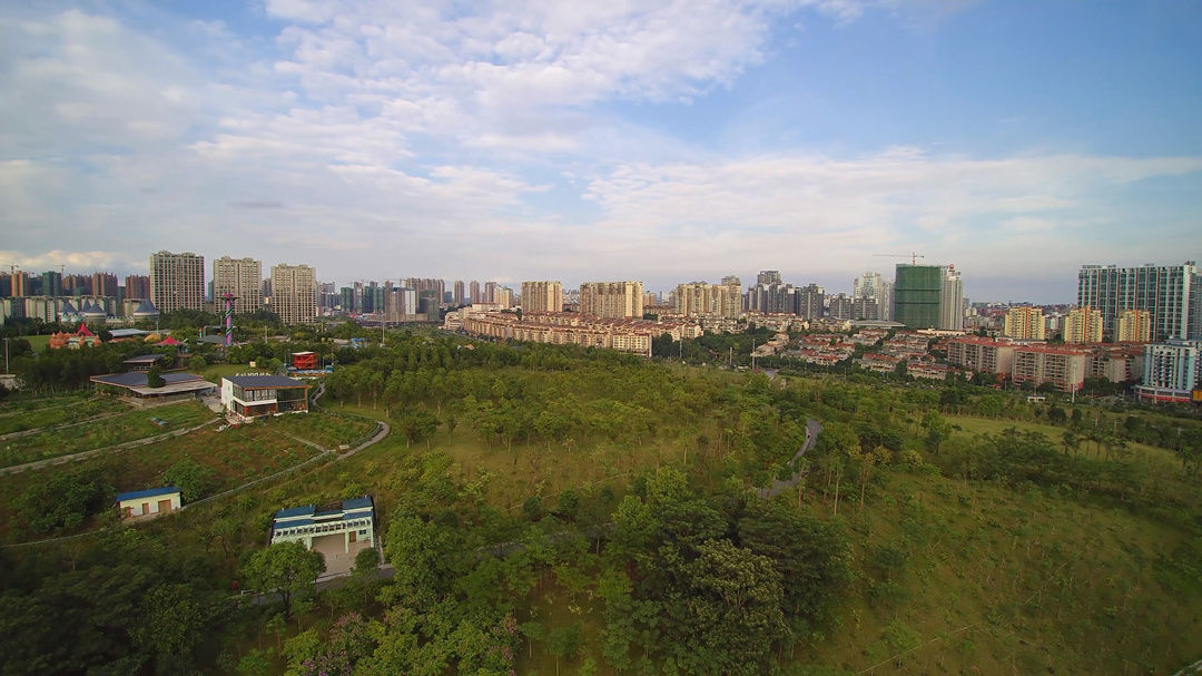 航拍鳳嶺新風貌