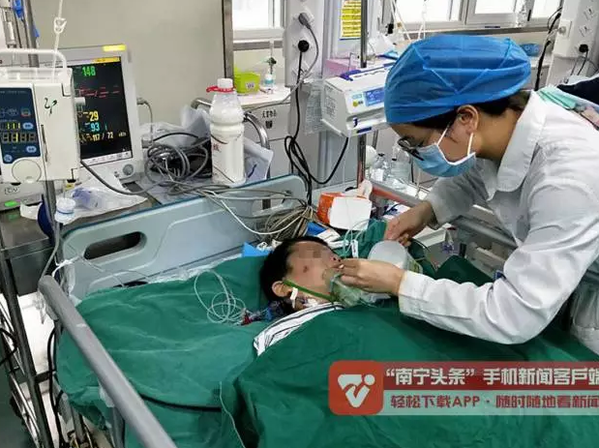 7岁男孩覃高崇车祸中受重伤，请大家帮帮他！