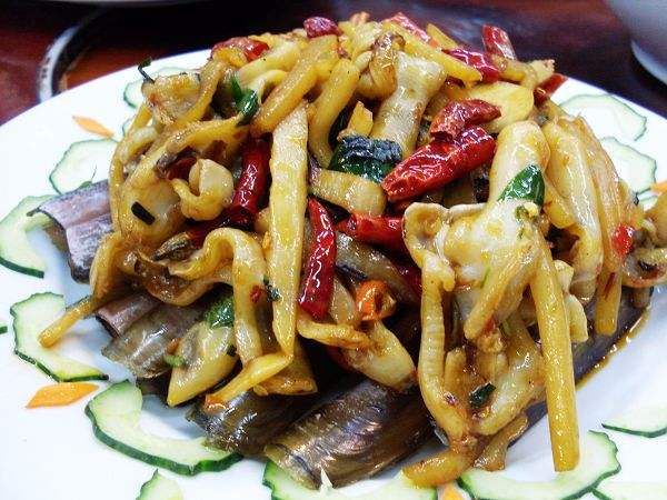 南寧風味——老友炒圣子螺