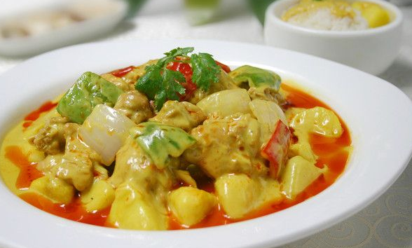 香滑浓郁的咖喱鸡