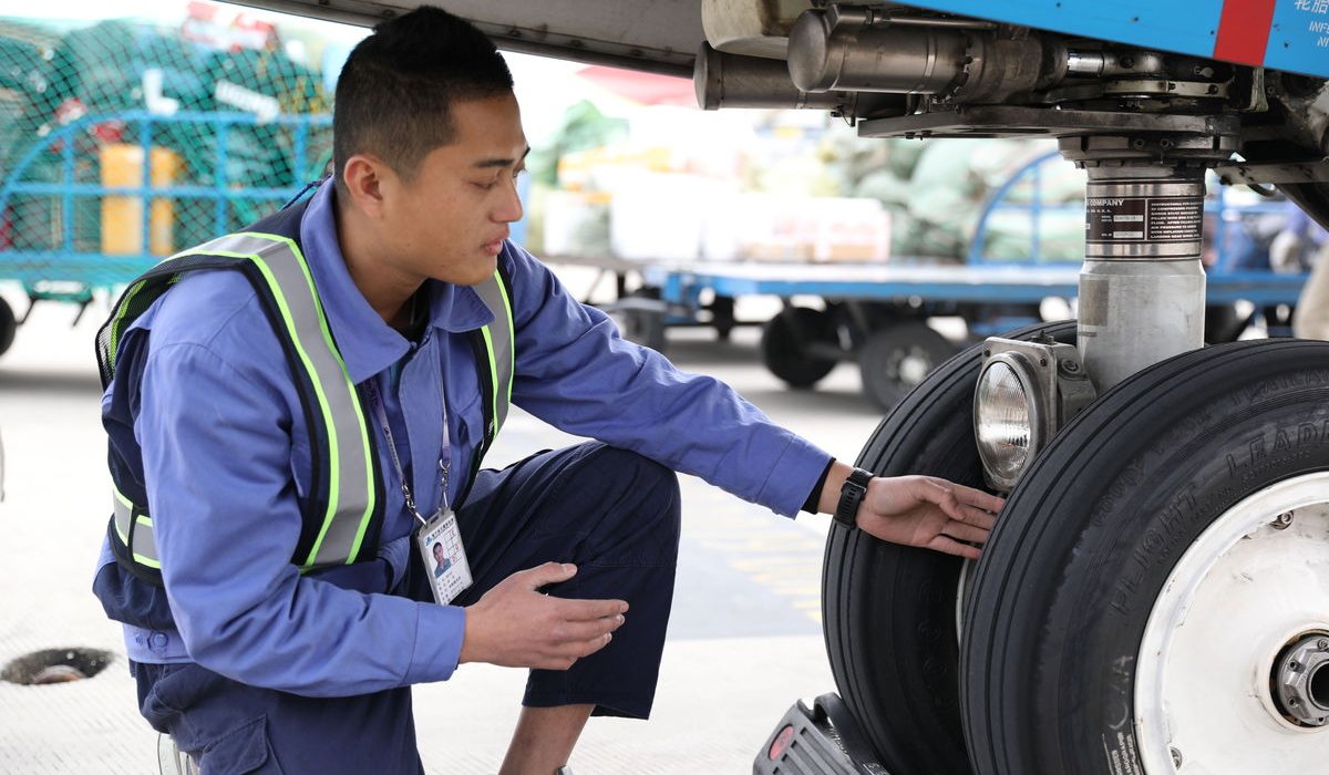 民航广西的护航人