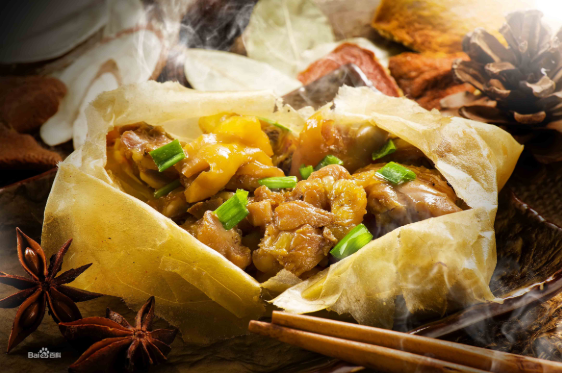 美丽厨娘：张茵教您做 梧州风味纸包鸡