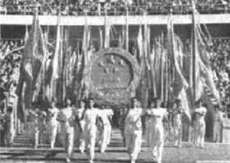 新生力量 精彩亮相（新中国的“第一”·体育篇）