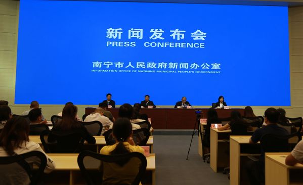 南宁垃圾分类新进展：已覆盖70多万居民 每300户配1名督导员