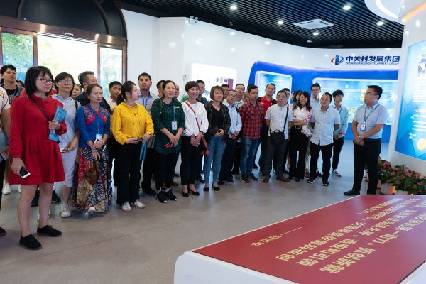 首届广西农民工创业大赛晋级赛项目在南宁完成赛前培训