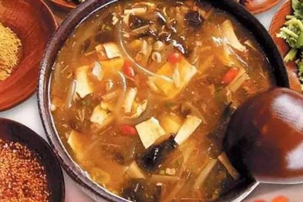 暖心暖胃的胡辣汤