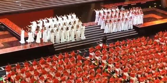 这一夜，南宁的上空飘满歌声！