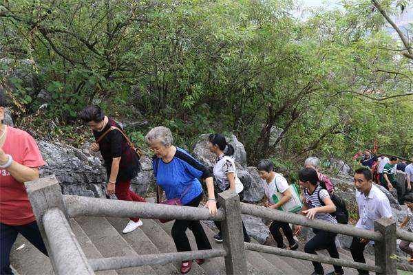 广西贵港平天山重阳将办登山节