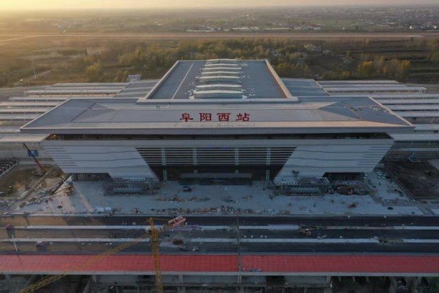 新春走基层丨高铁来到我家门：阜阳春运之变