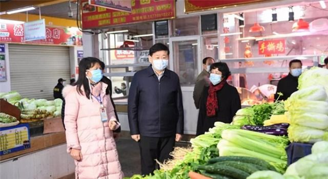 王小东深入医院和农贸市场实地检查指导疫情防控工作