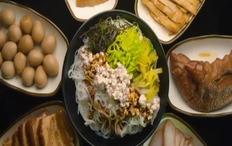 三月三非遗之生榨米粉制作技艺代表性传承人——黄天玲