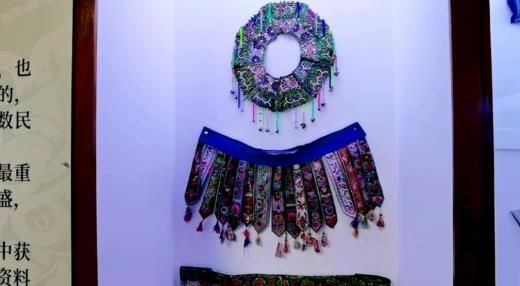 壮族服饰里的儿时记忆