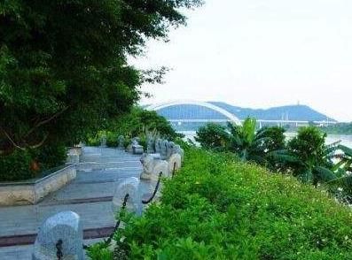 首府南宁创建文明城市实地测评问题情况通报（6月25日）