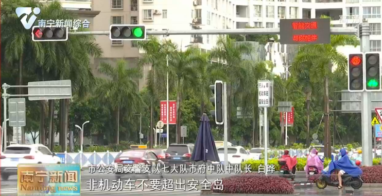 【创建全国文明城市 整改提升看变化】精细化严管理   交通秩序显文明