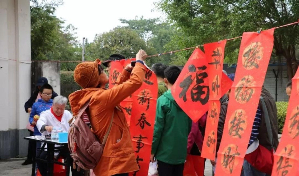 【图解】各地就地过年“大招”轮番上热搜 你心动了吗？