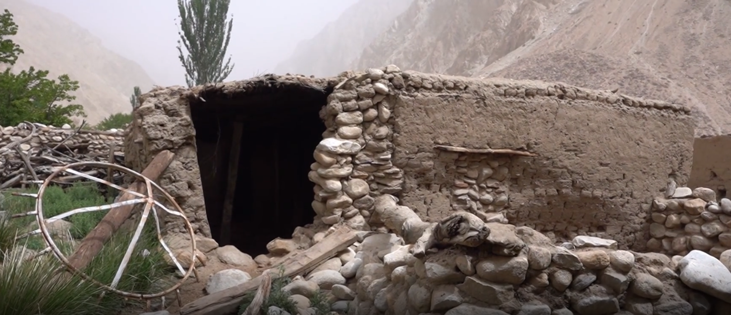 《三区三州战贫记》 点亮希望