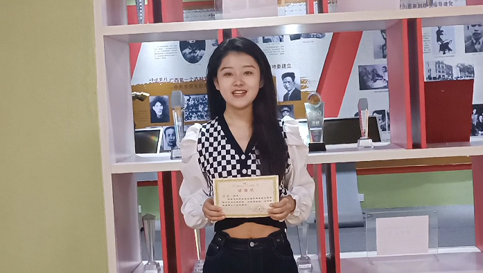 李莹（南宁师范大学）