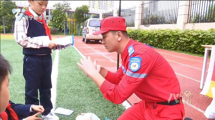 【公益进行时】国田志愿服务队：用爱心传递公益正能量