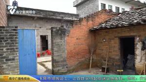 民警聯(lián)手愛心企業(yè) 幫扶貧困學(xué)生解決難題