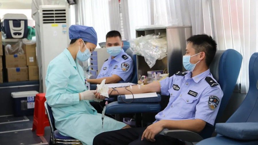 江南区组织干部职工无偿献血26700毫升