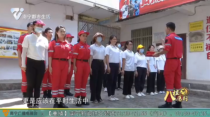 爱心传递送温暖：关爱千位老人 我们一直在行动