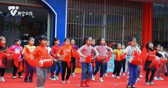 新太阳幼儿园汇演排练