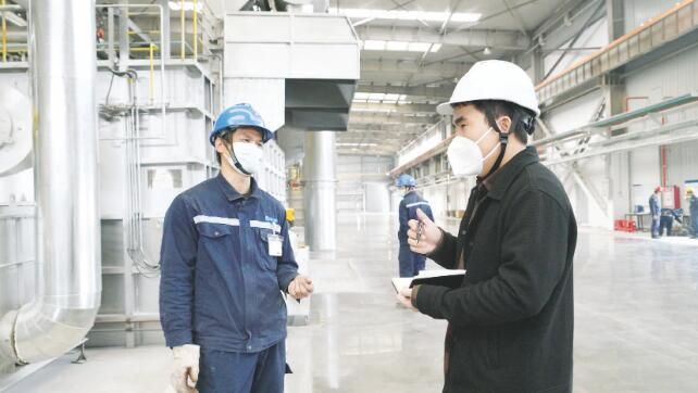 南宁市年轻干部到重大产业项目服务专班练硬功