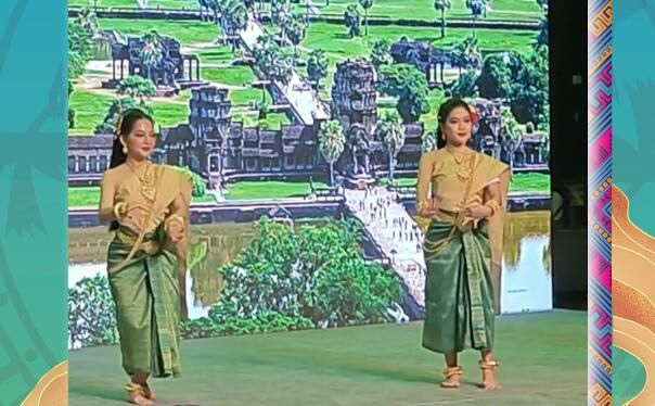 中國(guó)—東盟（南寧）戲劇周各位藝術(shù)家給予評(píng)價(jià)