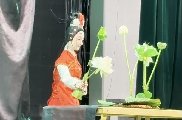 中國—東盟（南寧）戲劇周優秀劇目展演-提線木偶戲《嫦娥奔月》