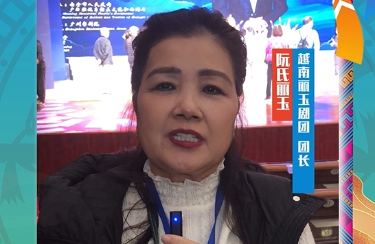 越南人民藝術(shù)家阮氏麗玉也來(lái)體驗(yàn)粵劇文化