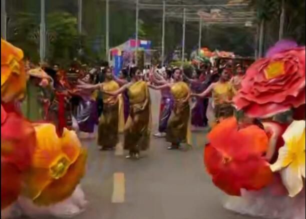 鲜花艳丽齐绽放 沉浸式开场走进“壮族三月三”