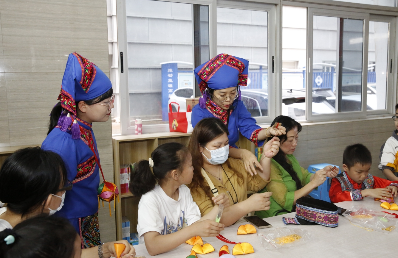 南宁市科技馆：多彩民俗科普活动欢庆三月三