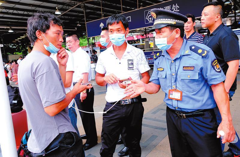 文明看细节 你我皆主角｜南宁市向烟头垃圾“宣战”  ！
