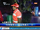 南宁五一南建路口 垃圾随地丢 离文明就差一点