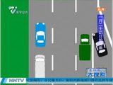 南宁厢竹大道：一车横跨三车道撞三车